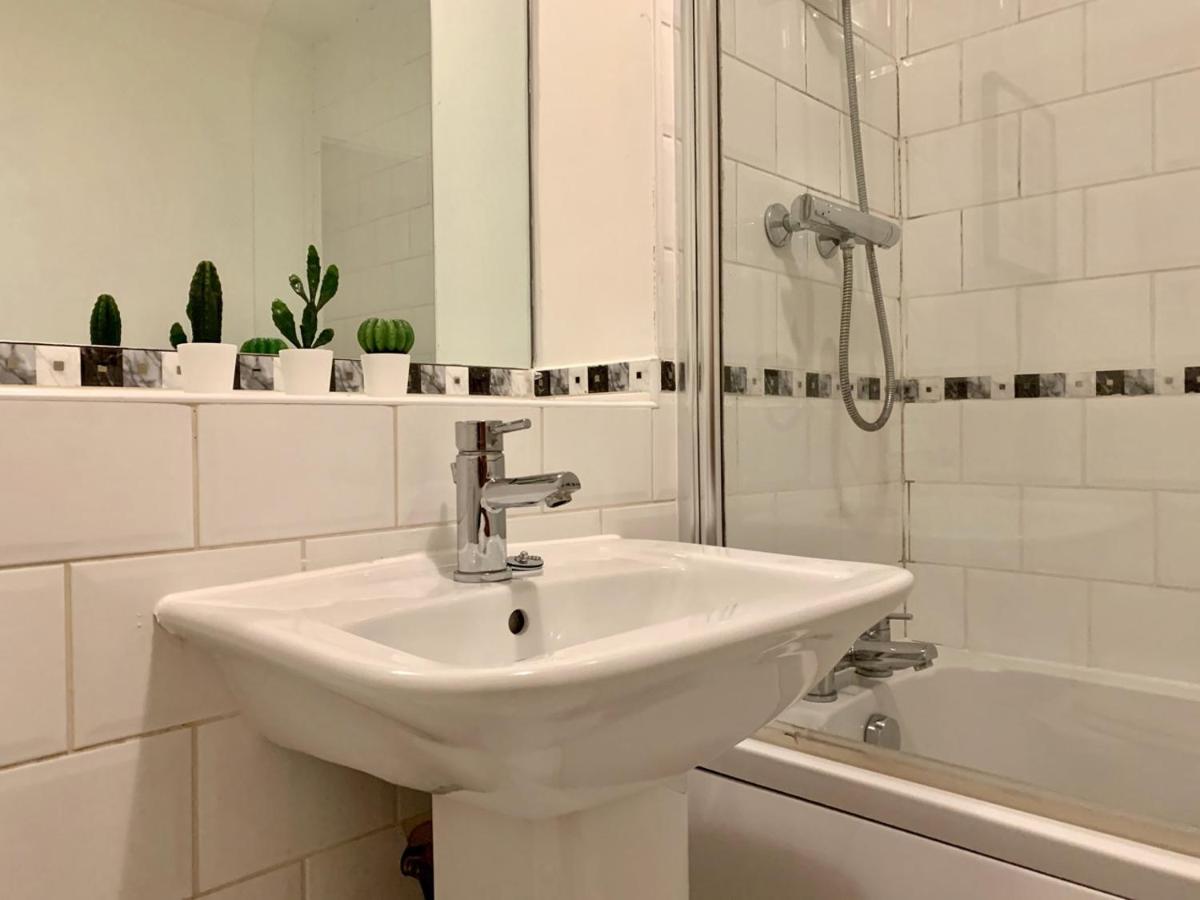Lovely 2 Bed Ground Floor Flat With Free Parking Birmingham Exterior photo